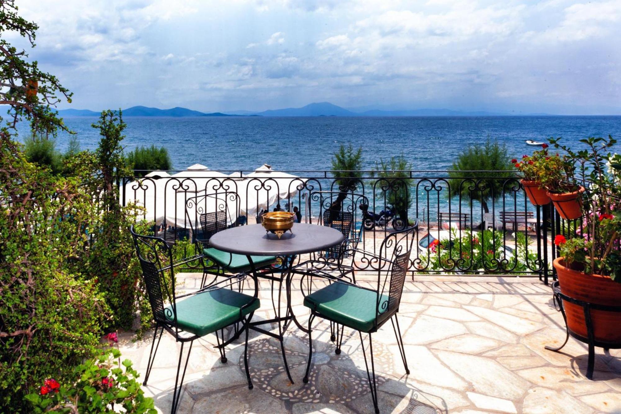 Afissos Seaside Cottage ภายนอก รูปภาพ